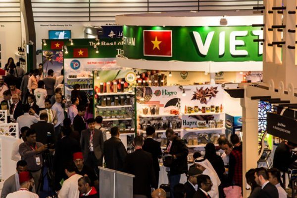 141222_Gian_hang_Viet_Nam_tai_Hoi_cho_Gulfood_Dubai_2017_-_02