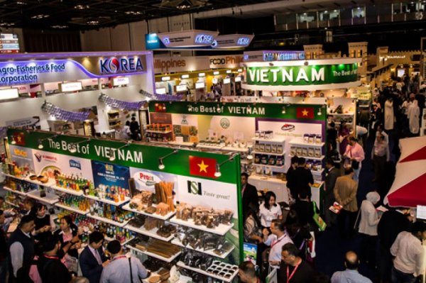 141223_Gian_hang_Viet_Nam_tai_Hoi_cho_Gulfood_Dubai_2017_-_01